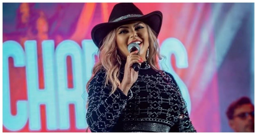 বিরল ফুসফুসের ক্যানসারে আক্রান্ত হয়ে প্রয়াত জনপ্রিয় গায়িকা